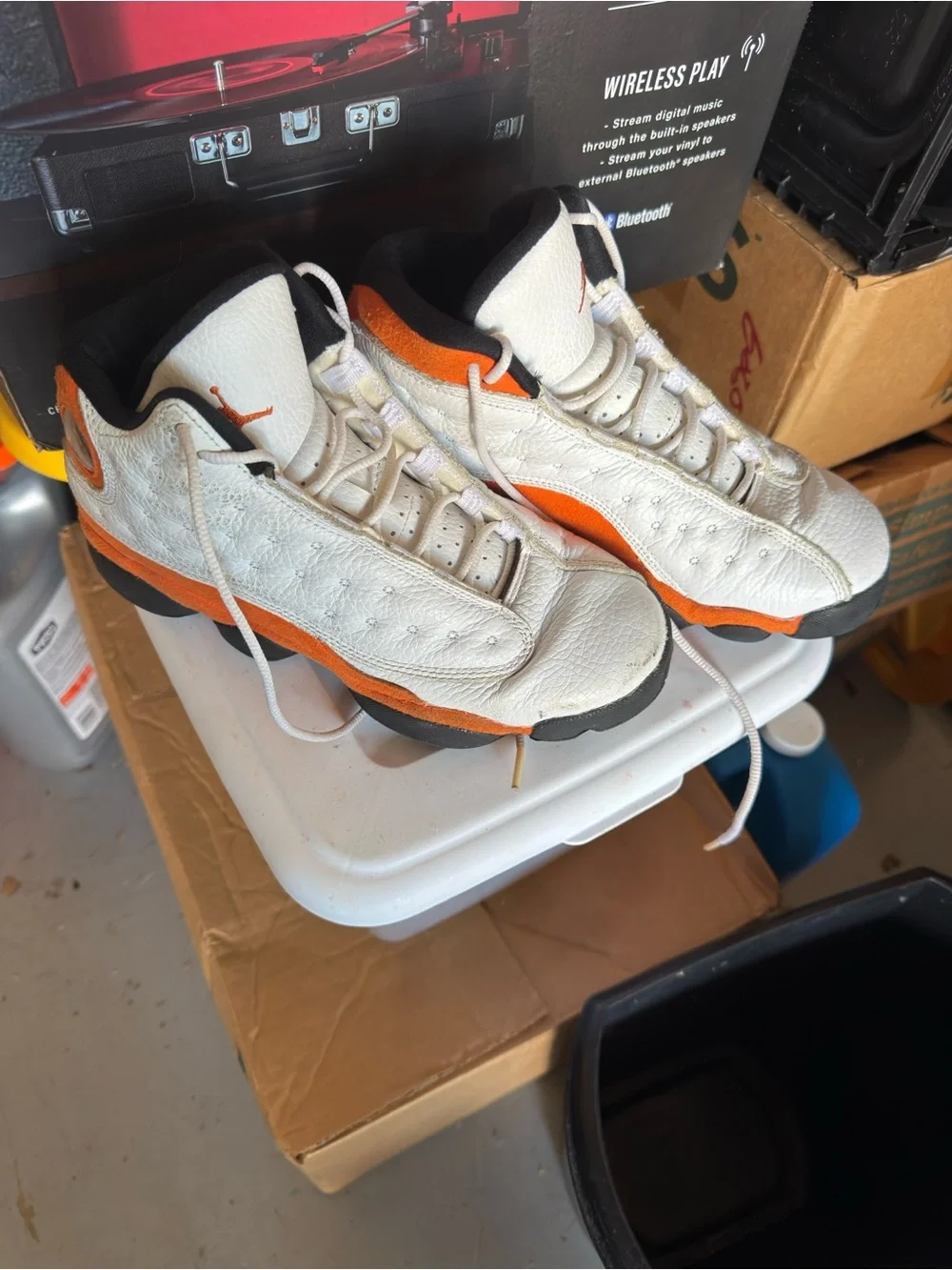 Nike Kids White and Orange Jordan Low-Top Sneakers 6Y Boys
